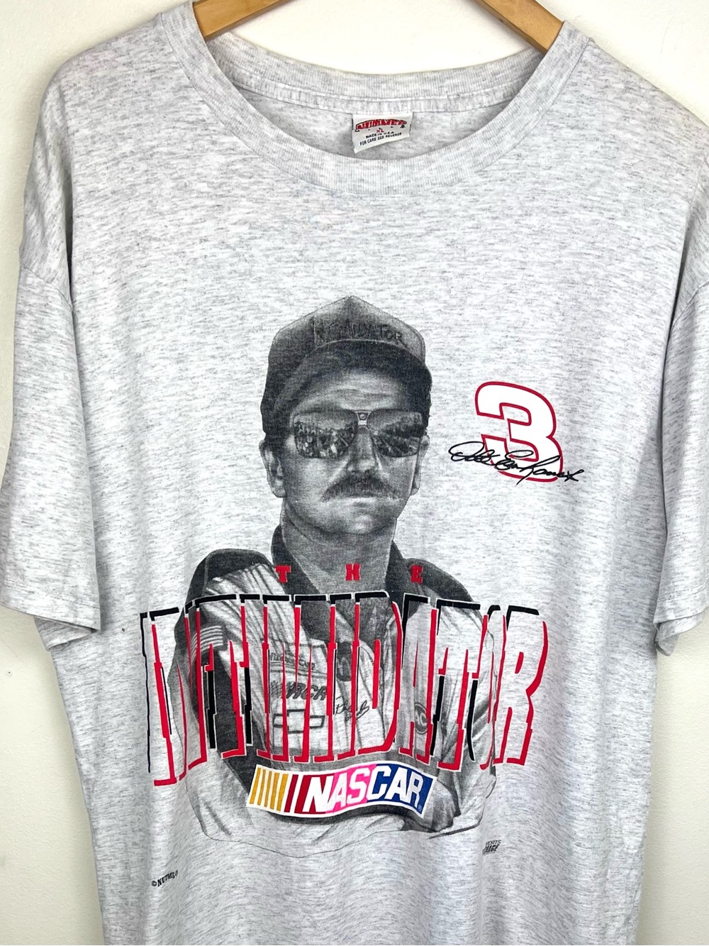 Vintage 90’s NASCAR Dale Earnhardt “The Intimidator” Graphic Tee